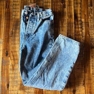 BDG Urban Outfitters Acid Wash Slim Straight Jeans - W26